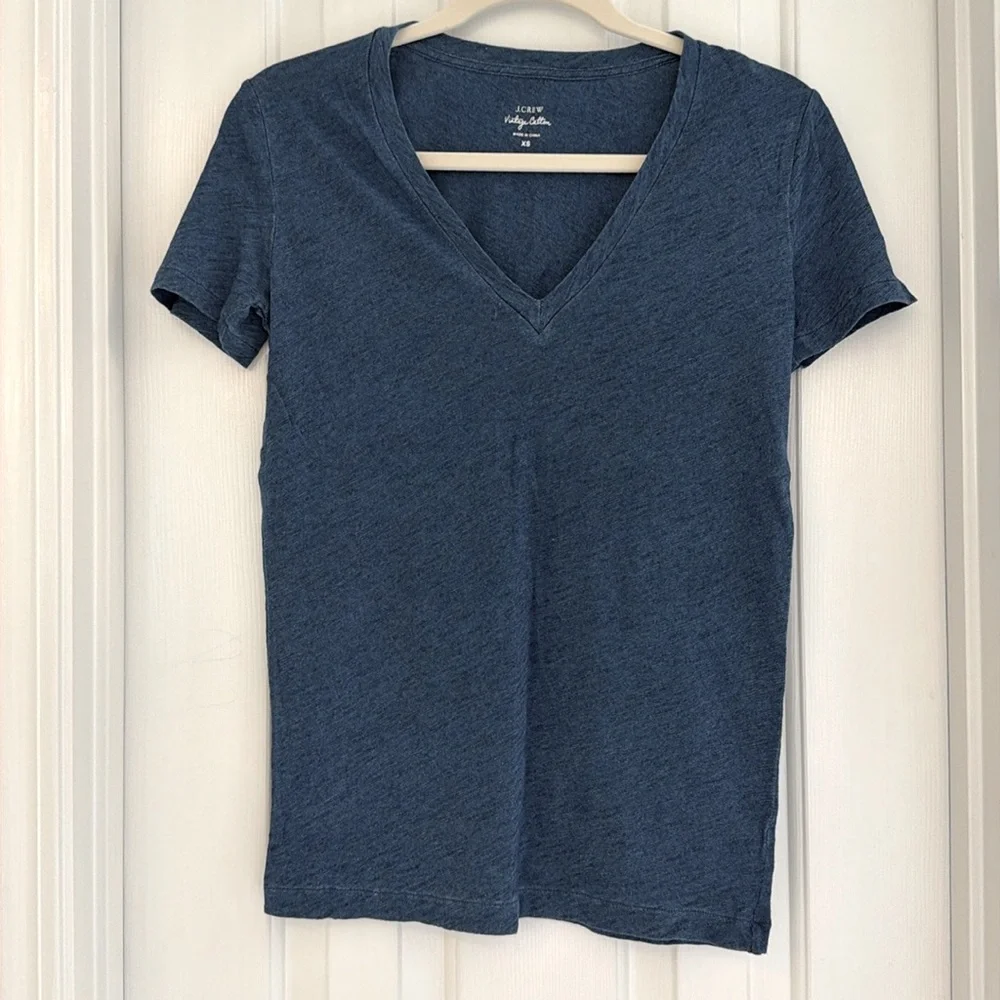 NWT J Crew blue vintage cotton tee shirt. Size XS